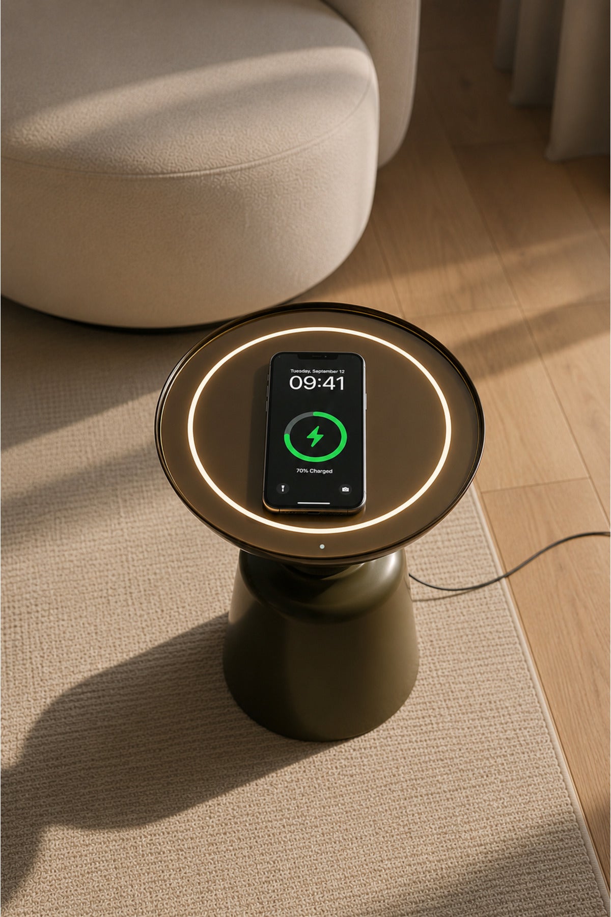 AURA – Kablosuz Şarjlı LED Işıklı Akıllı Yan Sehpa